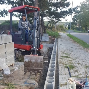 Zděný plot